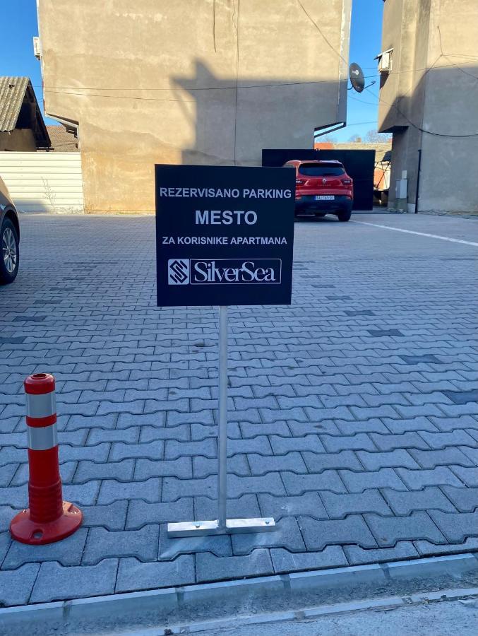 Silversea Apartman Sabac Luaran gambar
